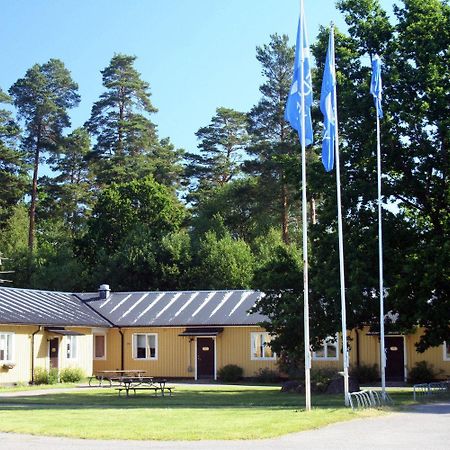 Ljungsbro Vandrarhem Bagian luar foto